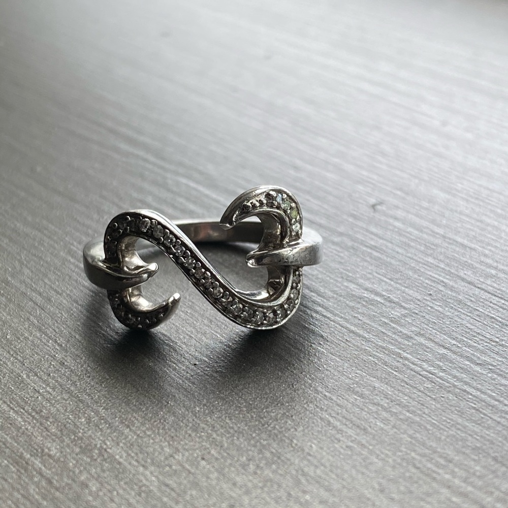 Size 8 silver open heart infinity ring